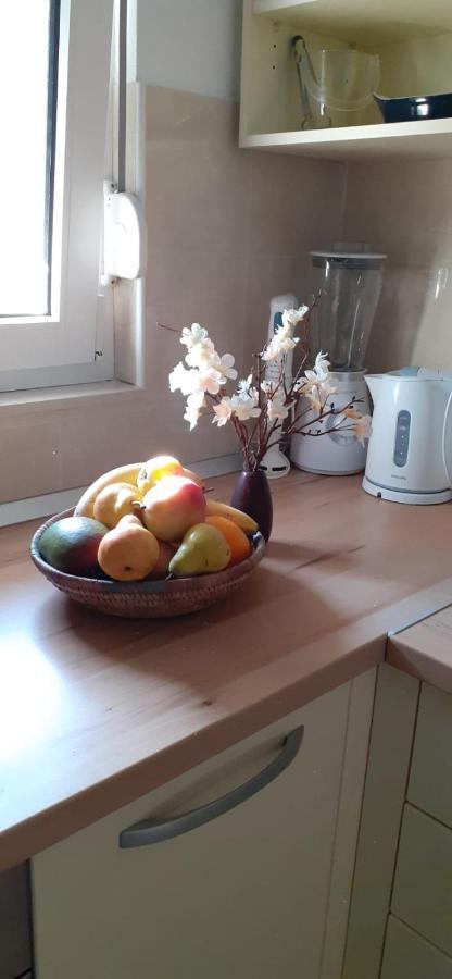 Apartman Mikola with sea view Trogir Bagian luar foto