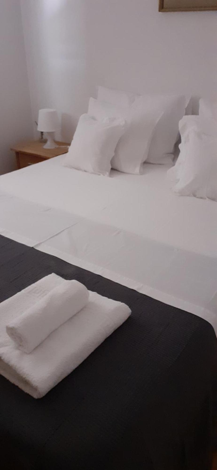 Apartman Mikola with sea view Trogir Bagian luar foto